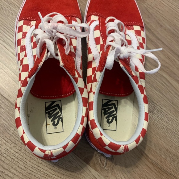 Sneakers - Picture 4 of 4